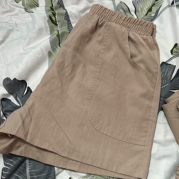 Tan L crop top set - Picture 4 of 4